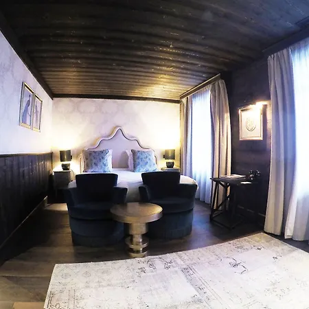 Le Castel 3* Chamonix Mont Blanc