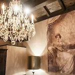 Le Castel Hotel 3*
