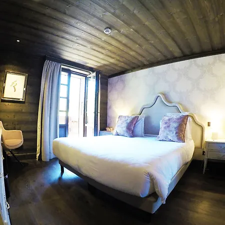 Le Castel Готель 3*