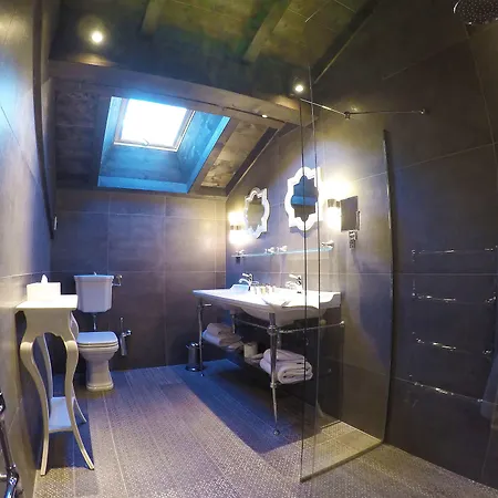 Le Castel 3* Chamonix