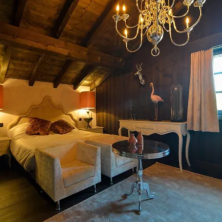 Отель Le Castel